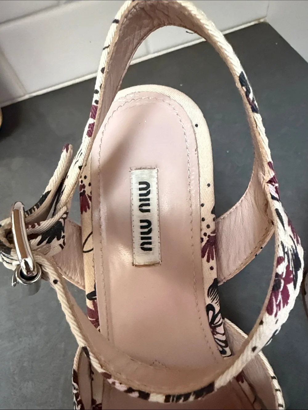 MIU MIU Platform Floral Sandals size 38.5 Cream/Purple/Black